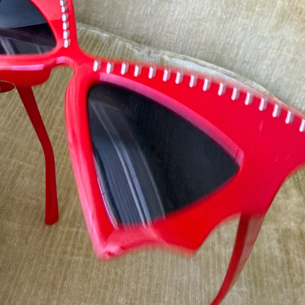 Red Cat-Eye Sunglasses with Rhinestones , new, never worn, batwing sunglasses - Picture 7 of 12